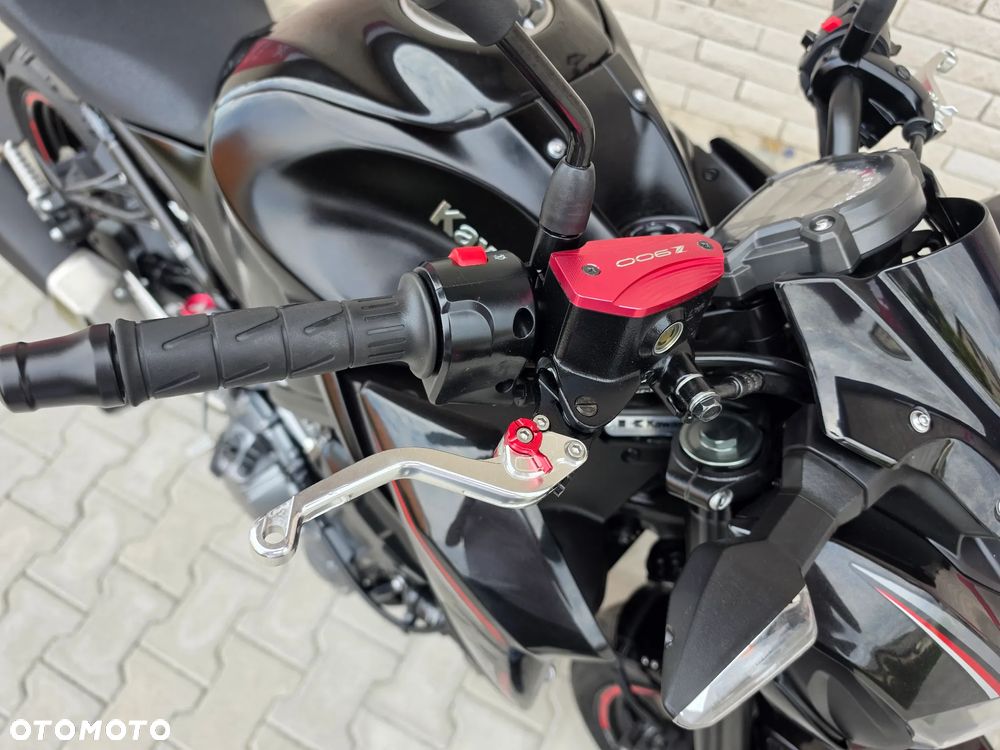 Kawasaki Z 900 - 16