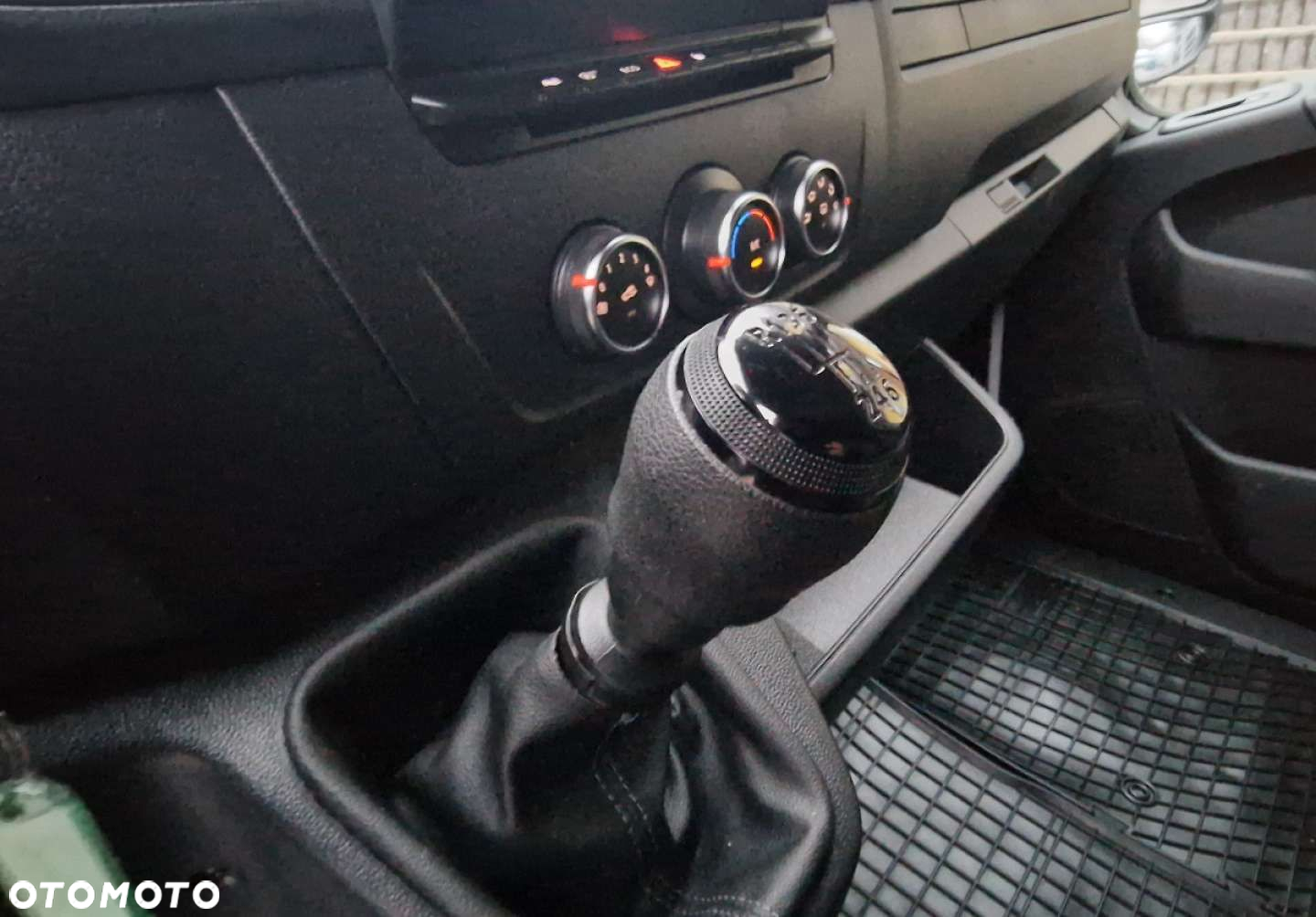 Renault Master - 15