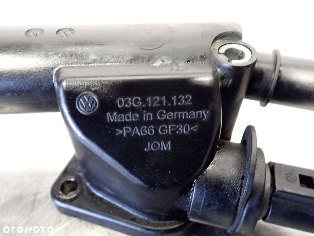 OBUDOWA TERMOSTATU AUDI A3 8P - 4