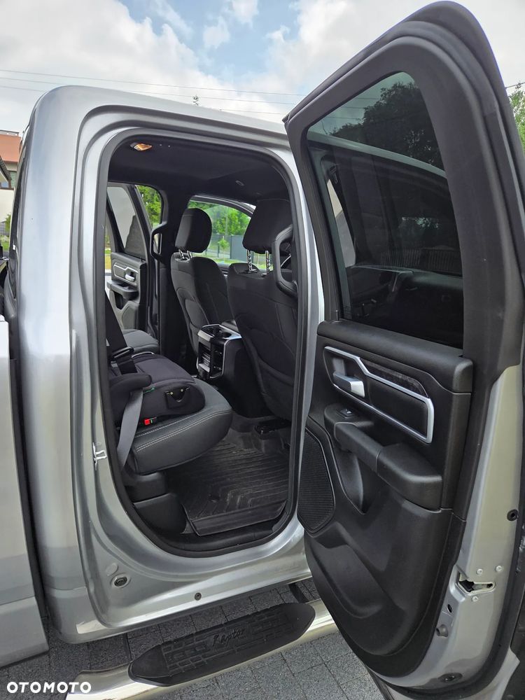 Dodge RAM 5.7 4x4 - 11