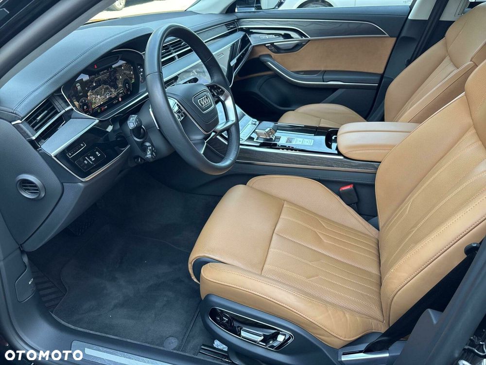 Audi A8 - 28