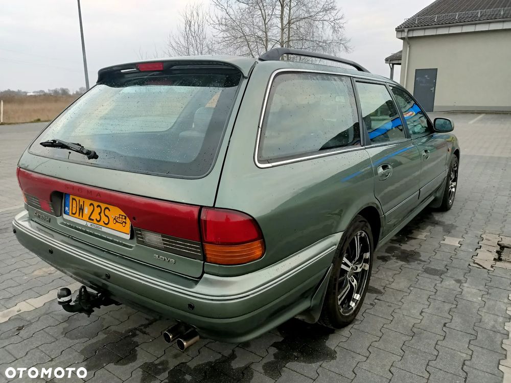 Mitsubishi Sigma - 5