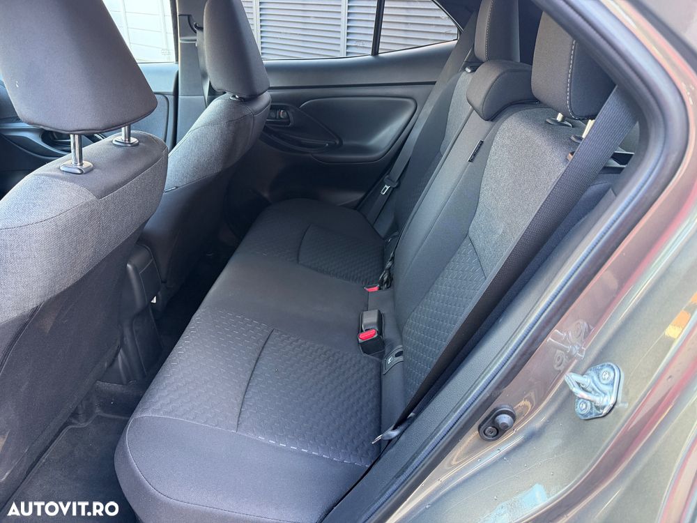 Toyota Yaris - 7