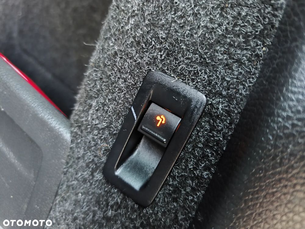 Volkswagen Passat - 33