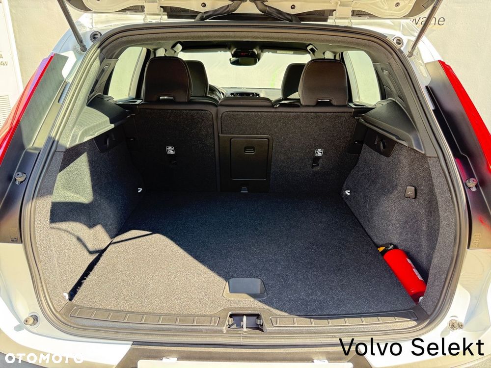 Volvo XC 40 - 28