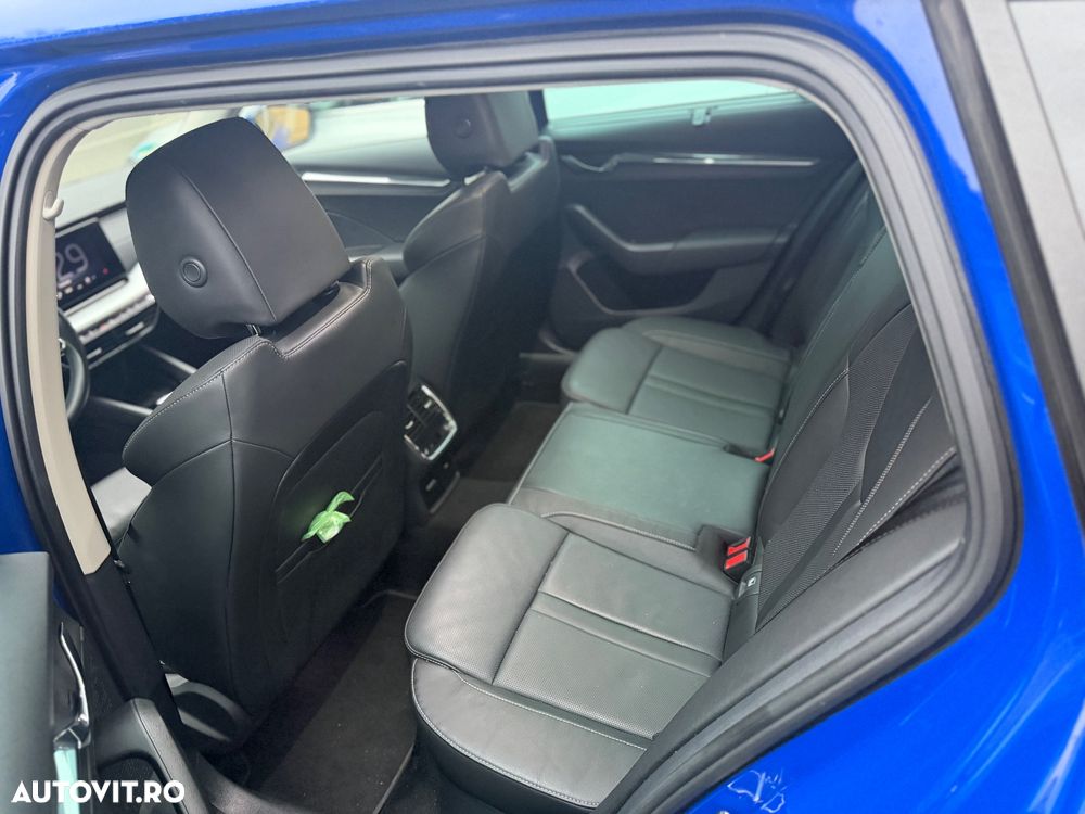 Skoda Octavia 2.0 TDI DSG 4X4 Scout - 4