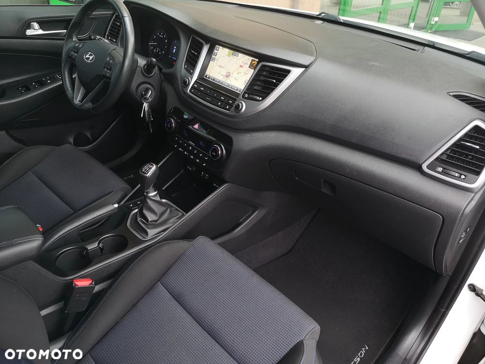 Hyundai Tucson 1.6 GDI BlueDrive Comfort 2WD - 12