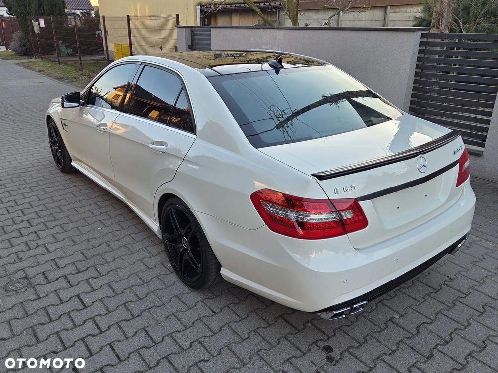 Mercedes-Benz Klasa E - 4