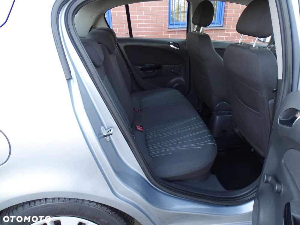 Mercedes-Benz Klasa A 160 Avantgarde - 22
