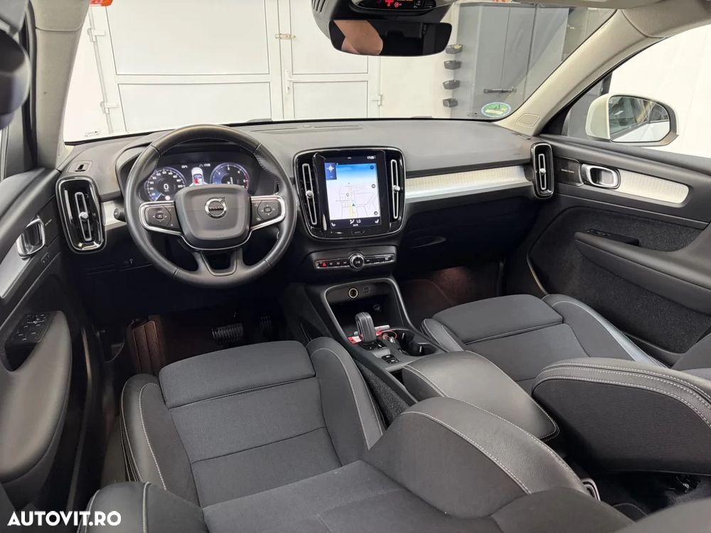 Volvo XC 40 - 5