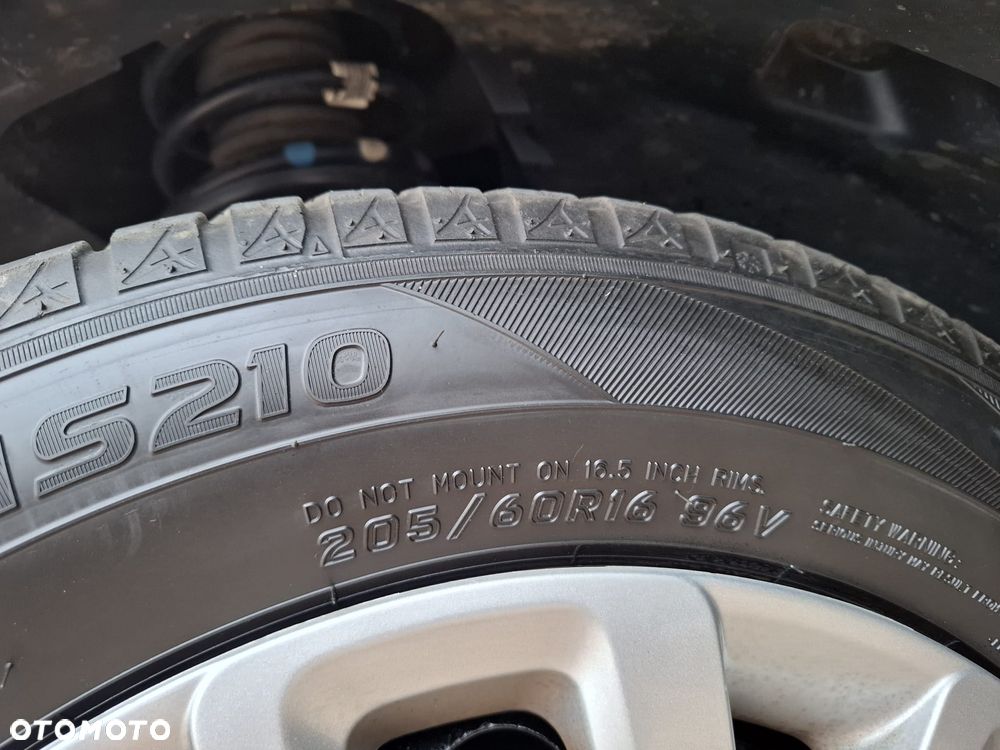 Citroën Berlingo M BlueHDi 100 FEEL - 26