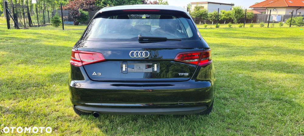 Audi A3 Sportback 1.2 TFSI Ambition - 8