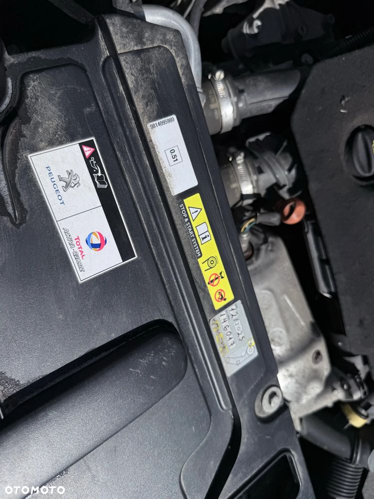 Peugeot 5008 BlueHDI 130 EAT8 Active Pack - 24