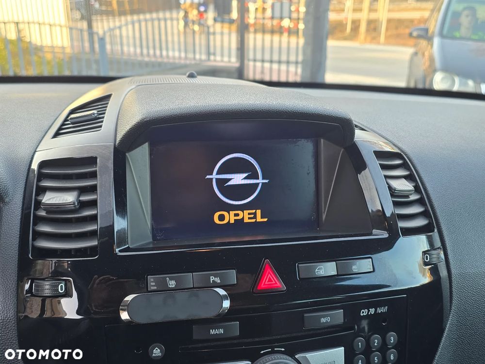 Opel Zafira 1.8 Cosmo - 29