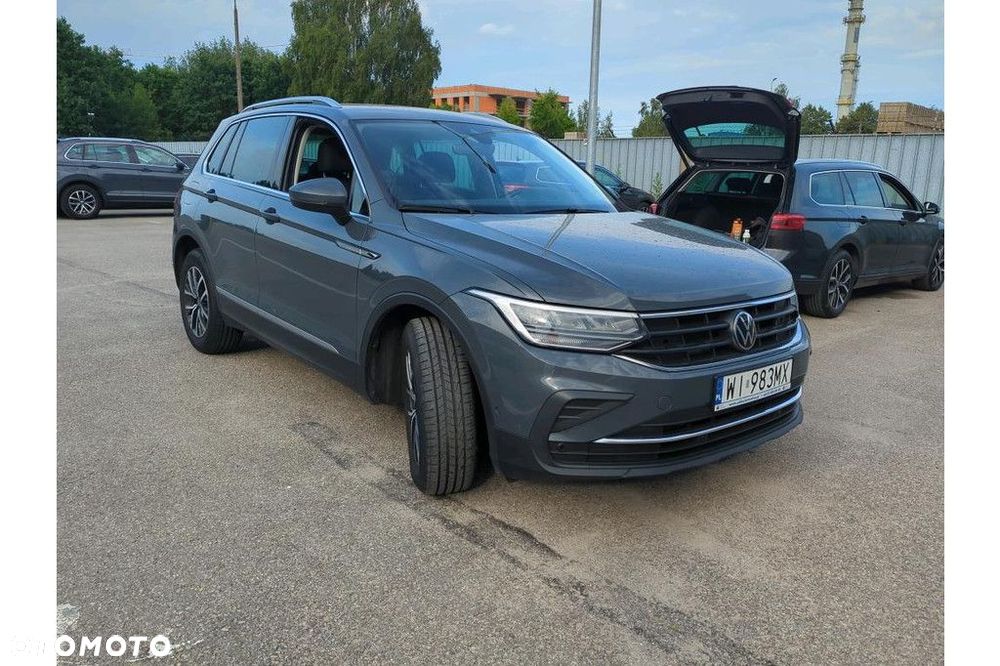 Volkswagen Tiguan 2.0 TDI SCR Life DSG - 2