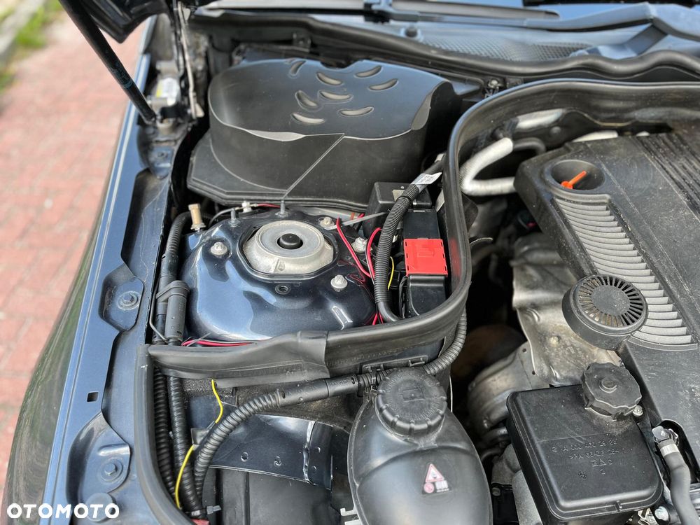Mercedes-Benz Klasa E - 36