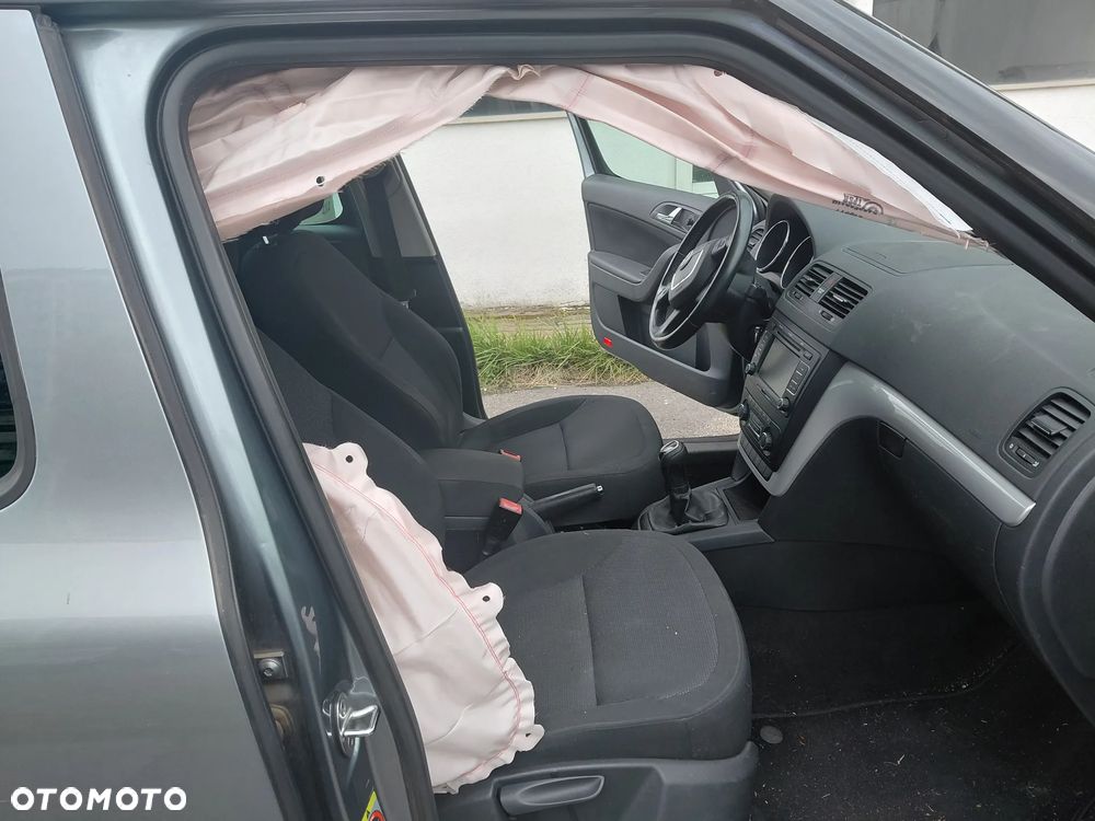 Skoda Yeti 1.2 TSI FAMILY - 23