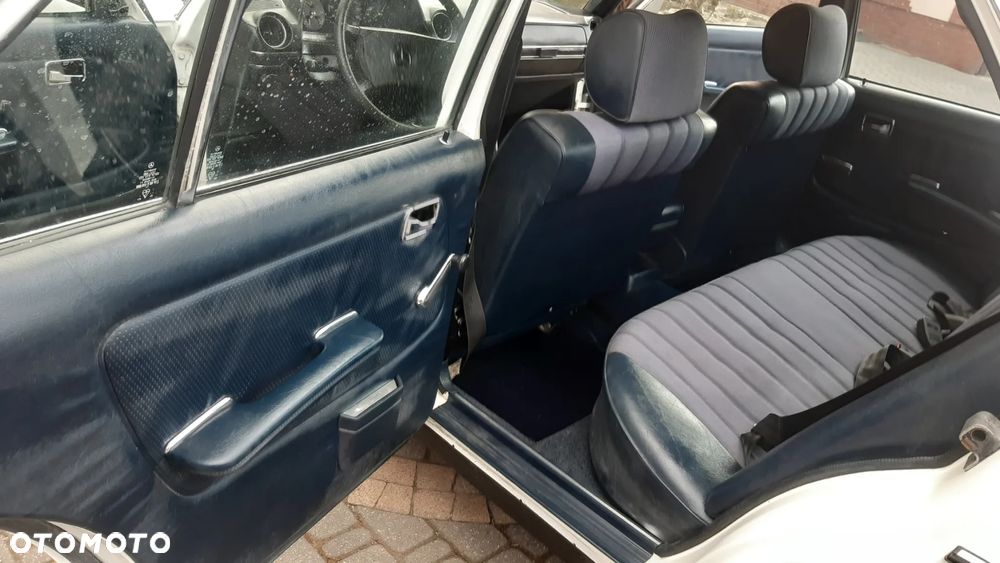 Mercedes-Benz W123 - 5