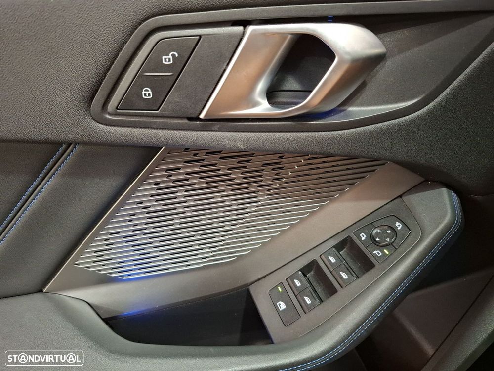 BMW 116 Pack Desportivo M — fotografia 19