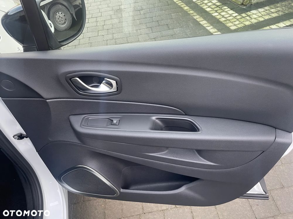 Renault Captur ENERGY dCi 110 Bose Edition - 18