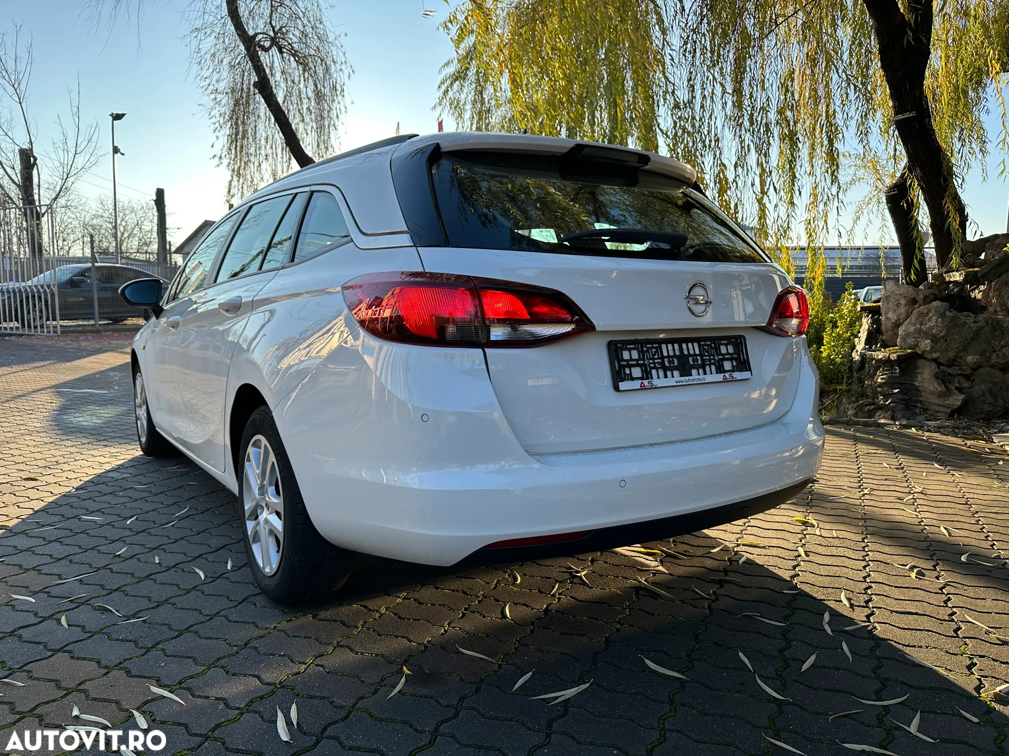 Opel Astra 1.6 D (CDTI) Start/Stop Sports Tourer Business - 5