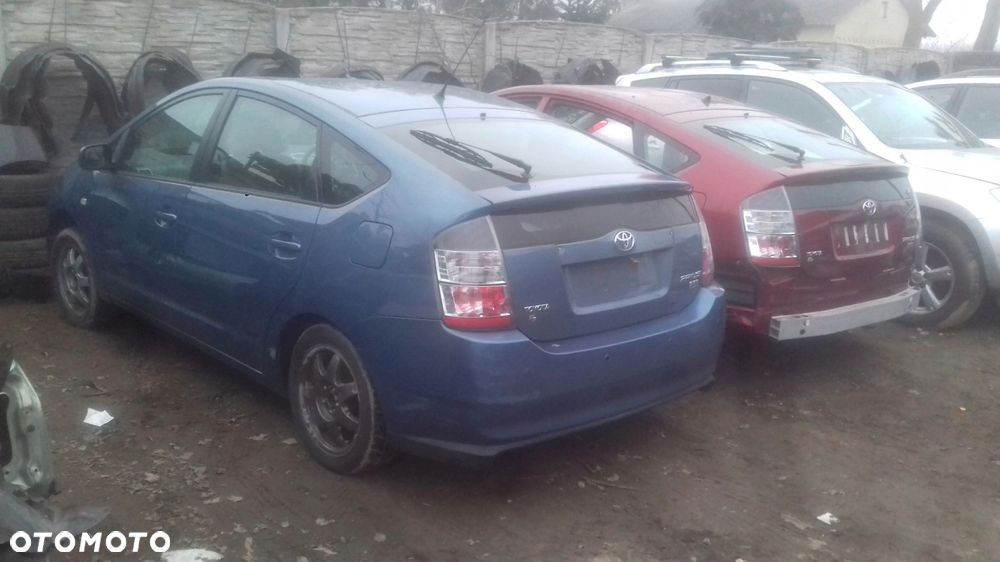 Toyota Prius II przekładka van vana kanapa tył pas - 16