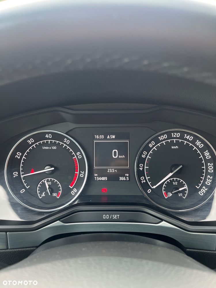 Skoda Superb 1.8 TSI Ambition - 13