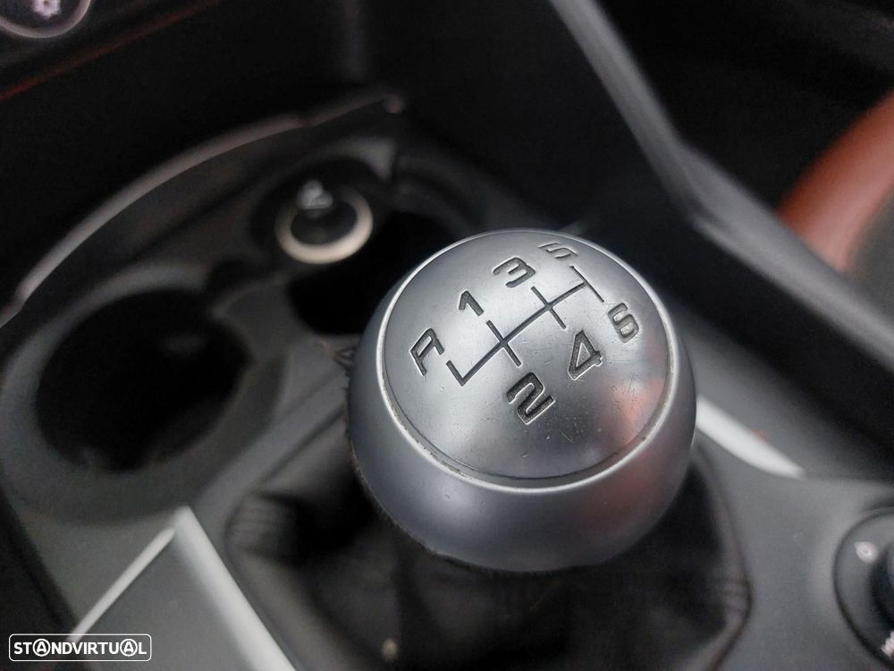 Alfa Romeo Giulia 2.2 D - 36