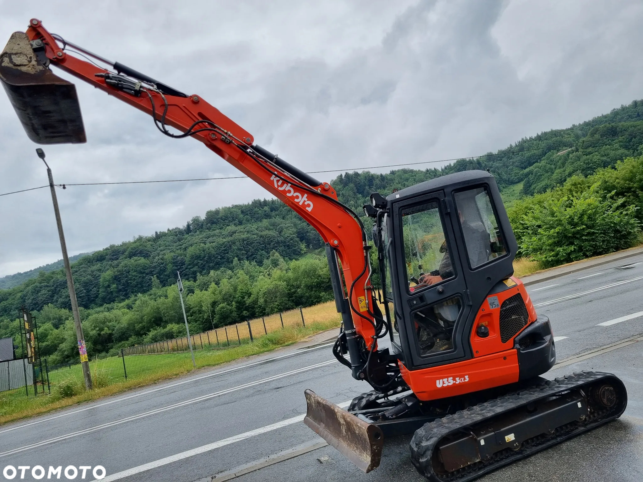 Kubota U35 koparka 3,7 tony 2016r 3sekcje zamki na tłokach  z Norwegi JakNowa 1650h - 16
