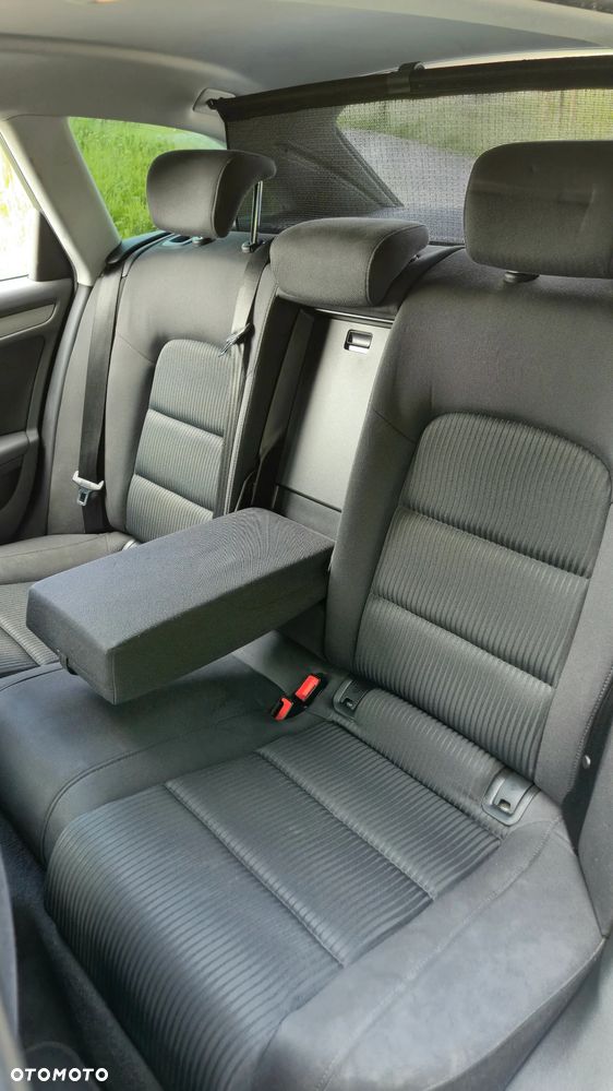 Audi A4 Avant 2.0 TDI - 31