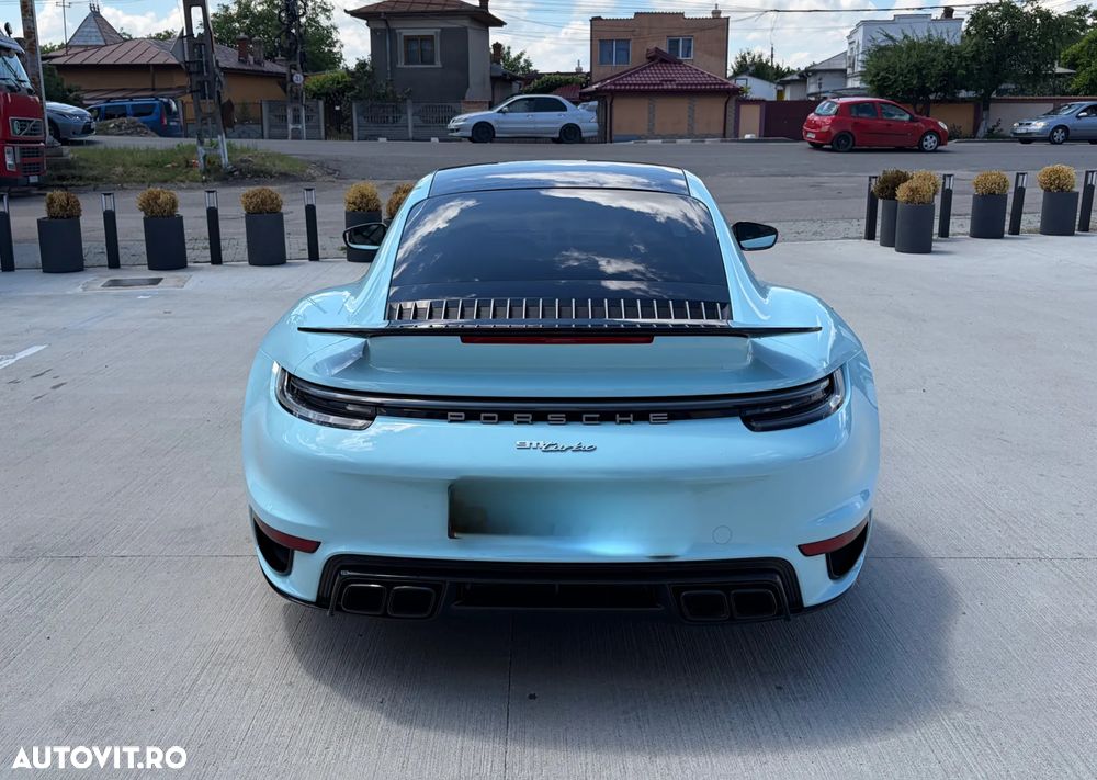 Porsche 911 Turbo PDK - 3