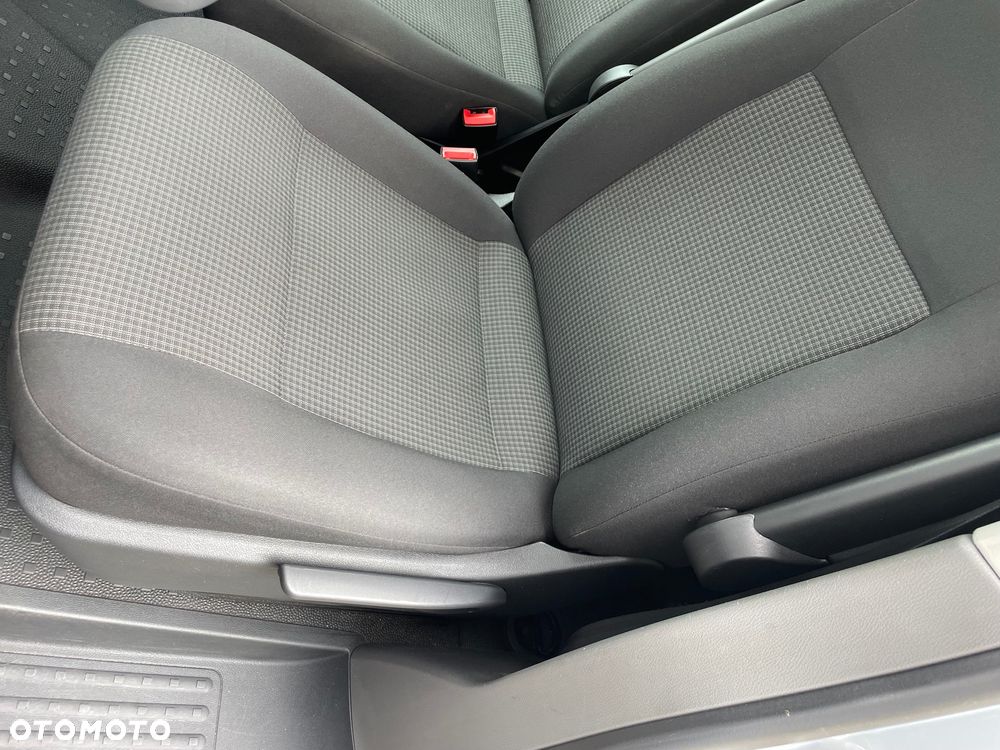 Volkswagen Caravelle 2.0 TDI L1 Comfortline - 30