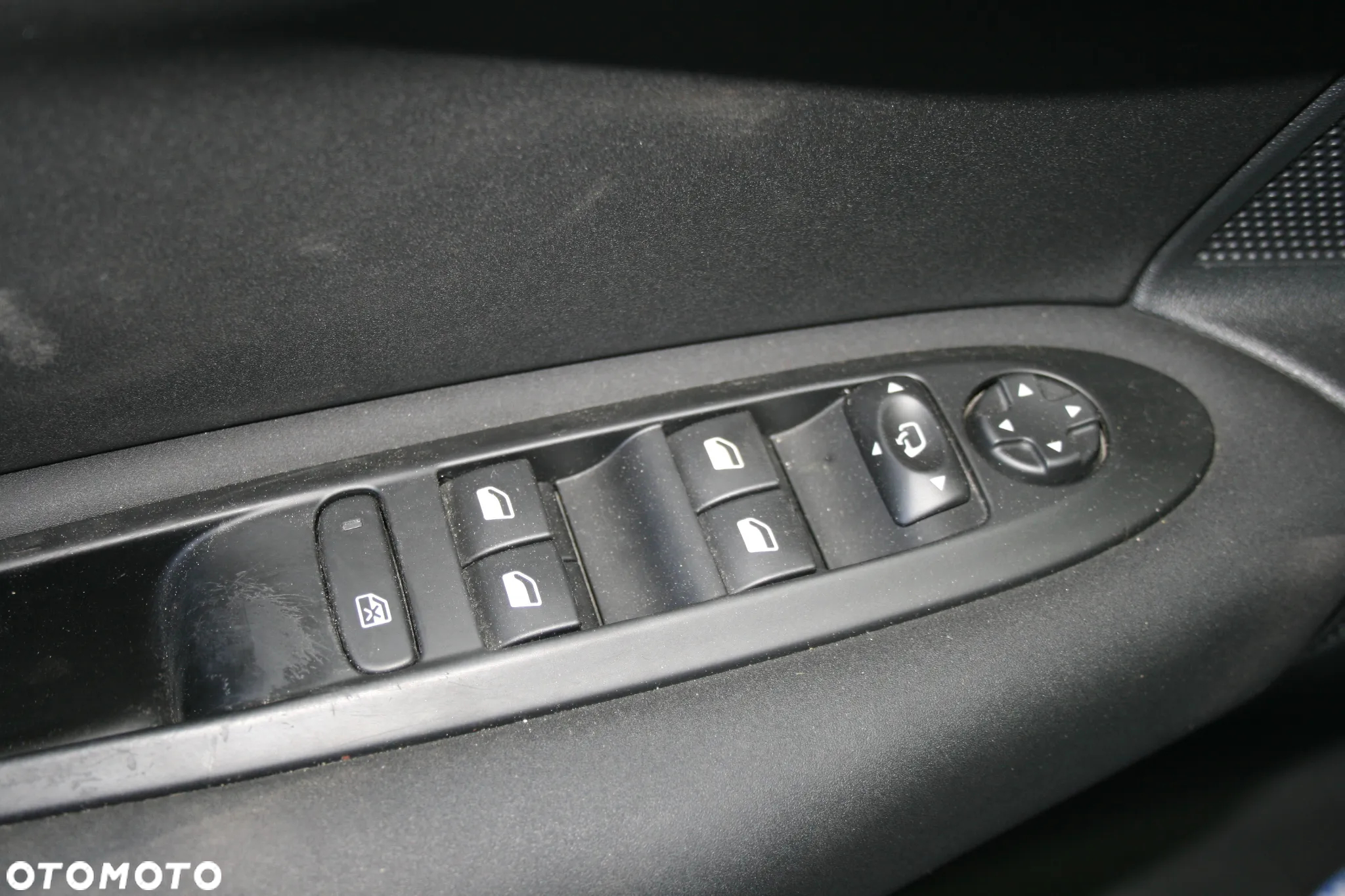 Citroën C4 1.2 e-THP Exclusive - 13