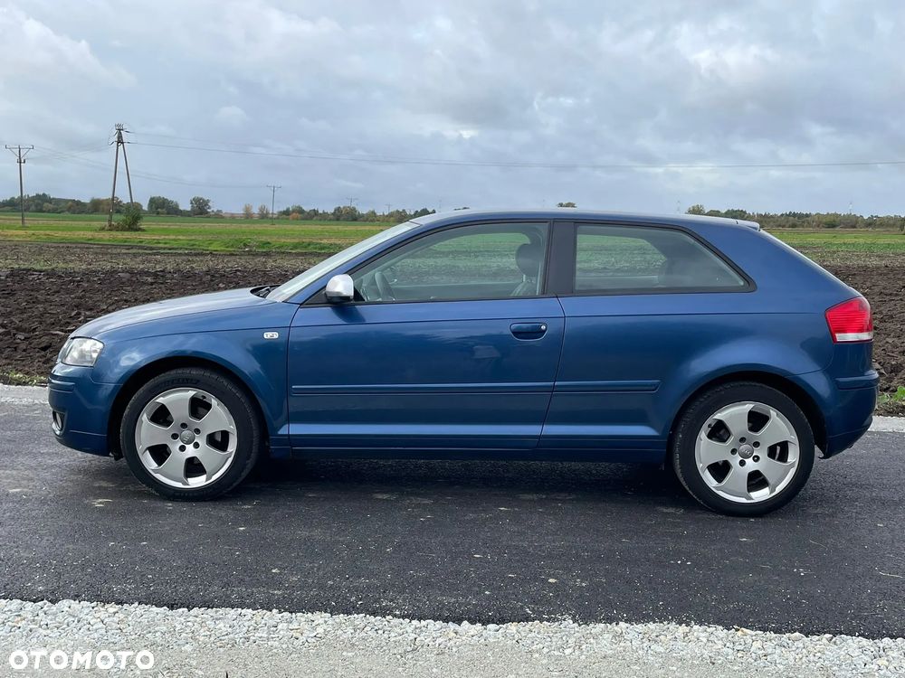 Audi A3 1.6 Limited Edition - 18