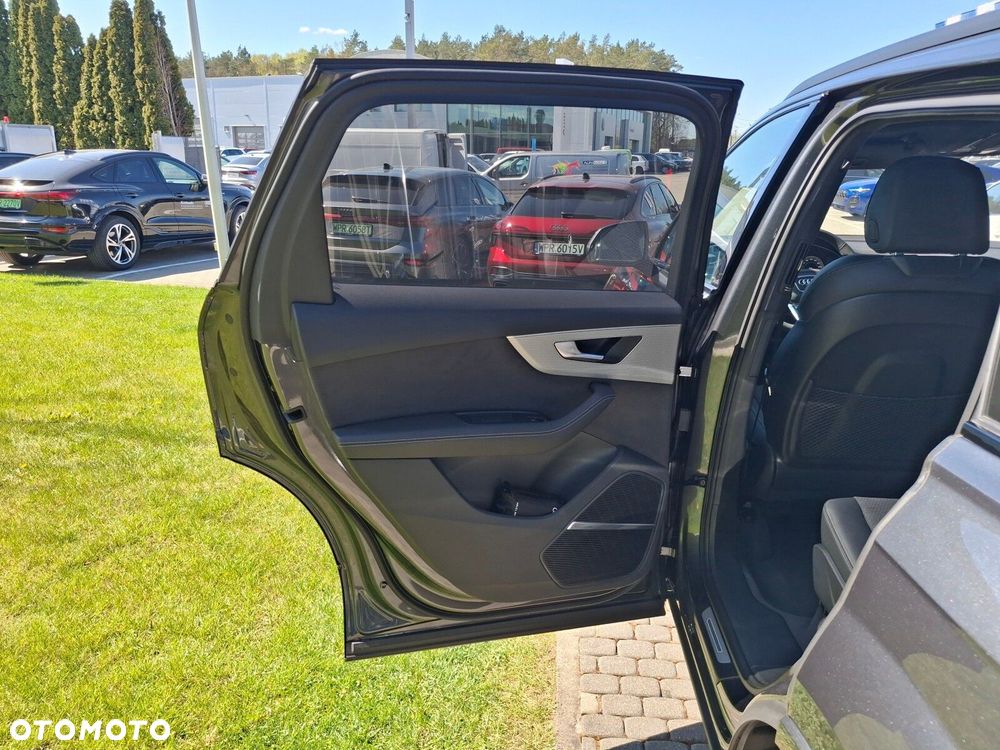 Audi Q7 - 16