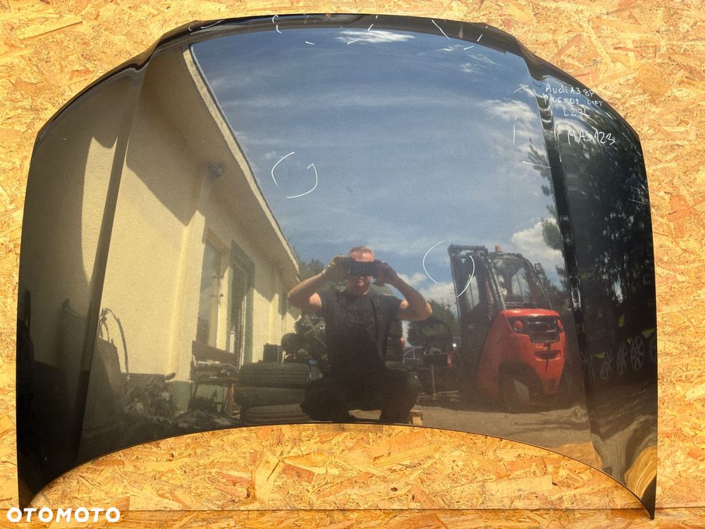 Audi A3 8P lift 06-09 kod lak. LZ7 L MASKA POKRYWA SILNIKA