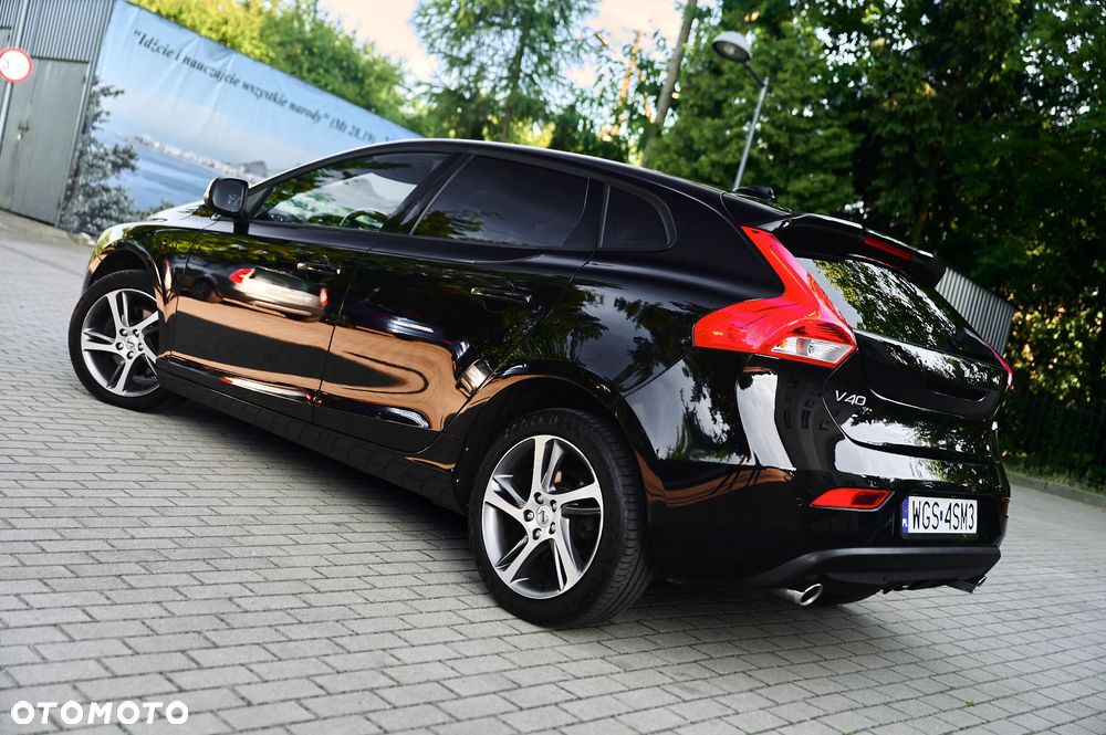 Volvo V40 D3 Summum - 14