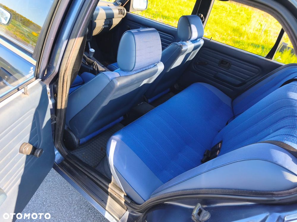 BMW Seria 3 - 22