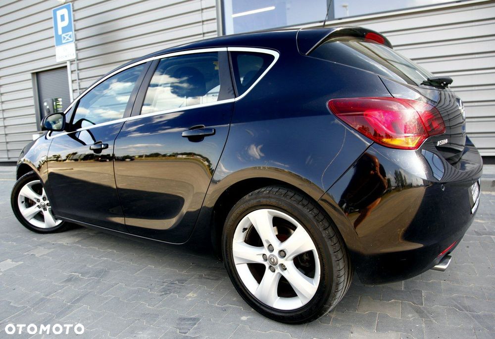 Opel Astra IV 1.4 T Enjoy - 25