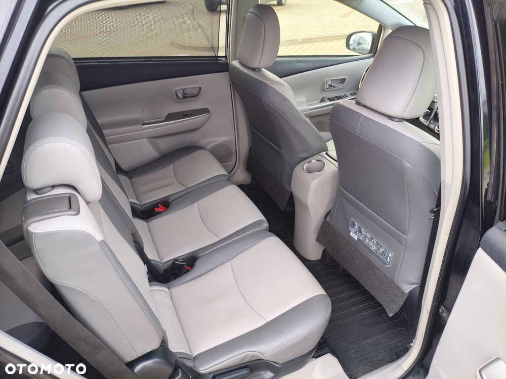 Toyota Prius+ (Hybrid) Comfort - 32