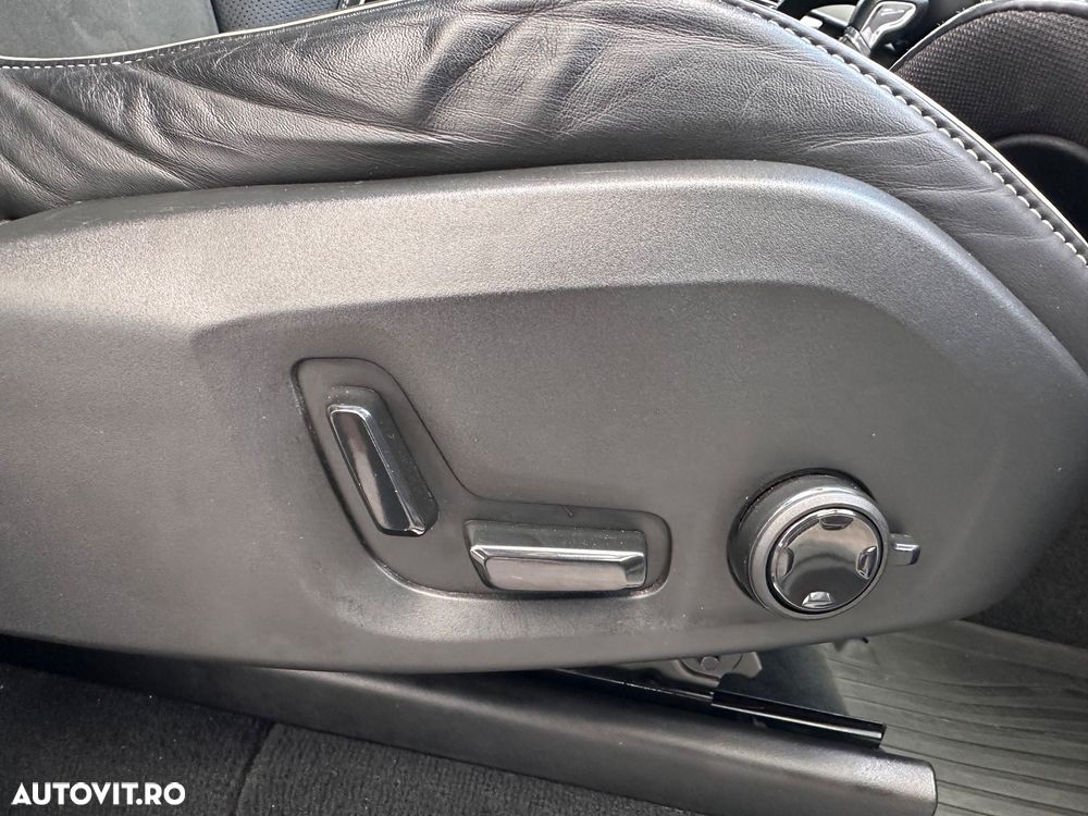 Volvo XC 90 B5 MHEV AWD 7 locuri R-Design - 12