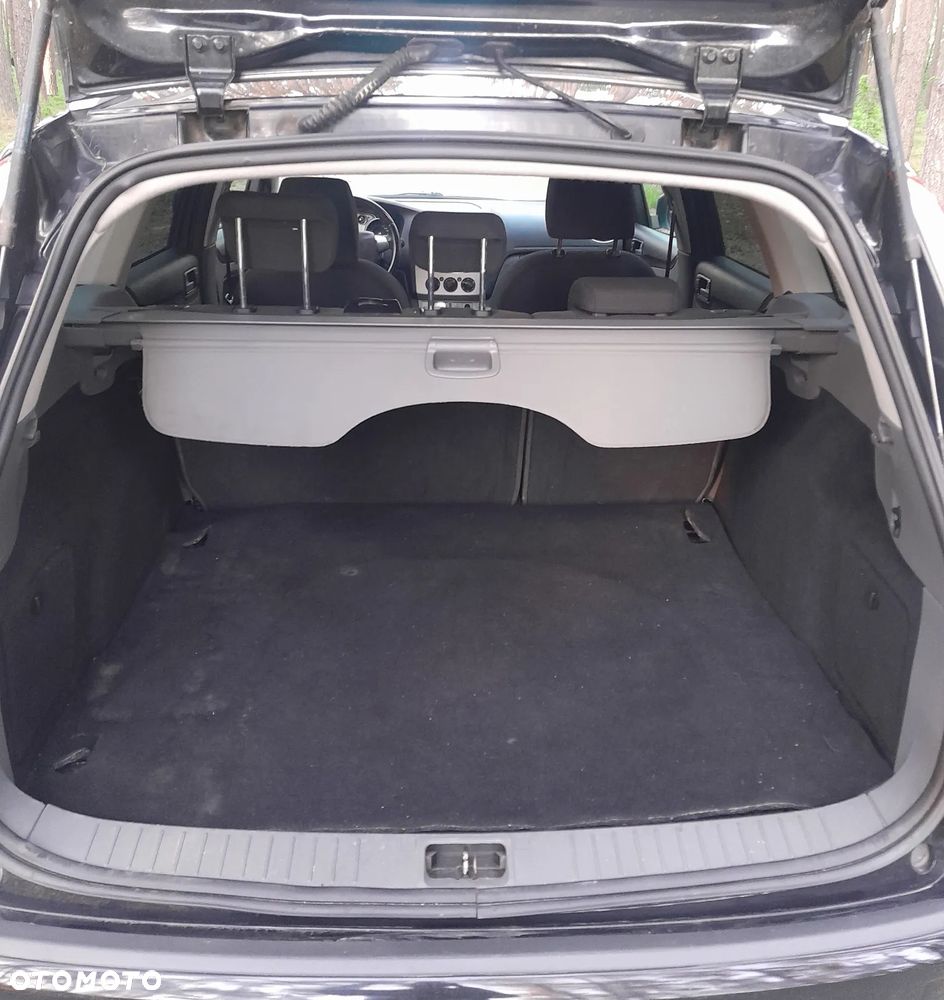 Ford Focus Ghia - 13