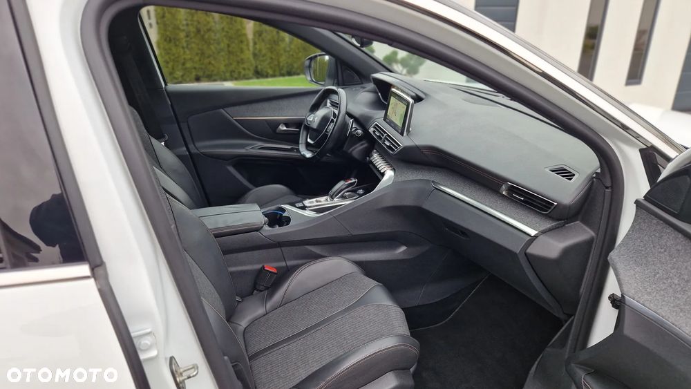 Peugeot 5008 BlueHDi 130 EAT8 GT - 8