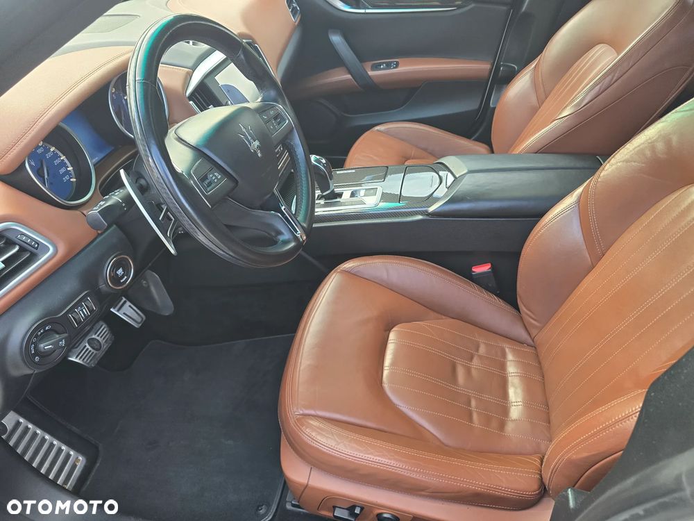 Maserati Ghibli - 13