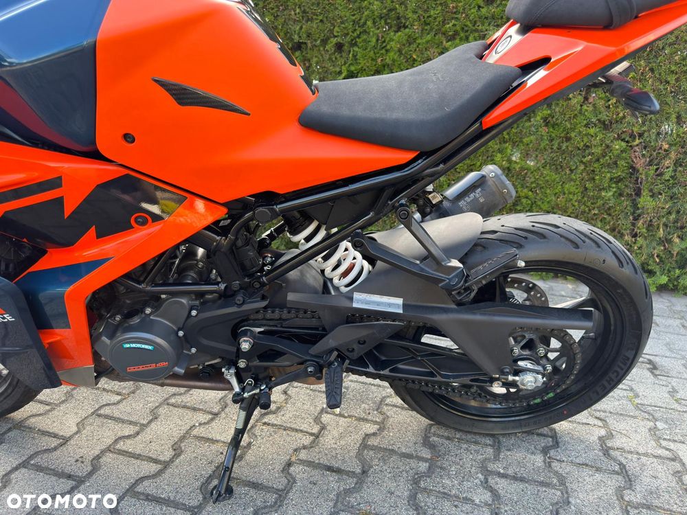 KTM RC 125 - 7