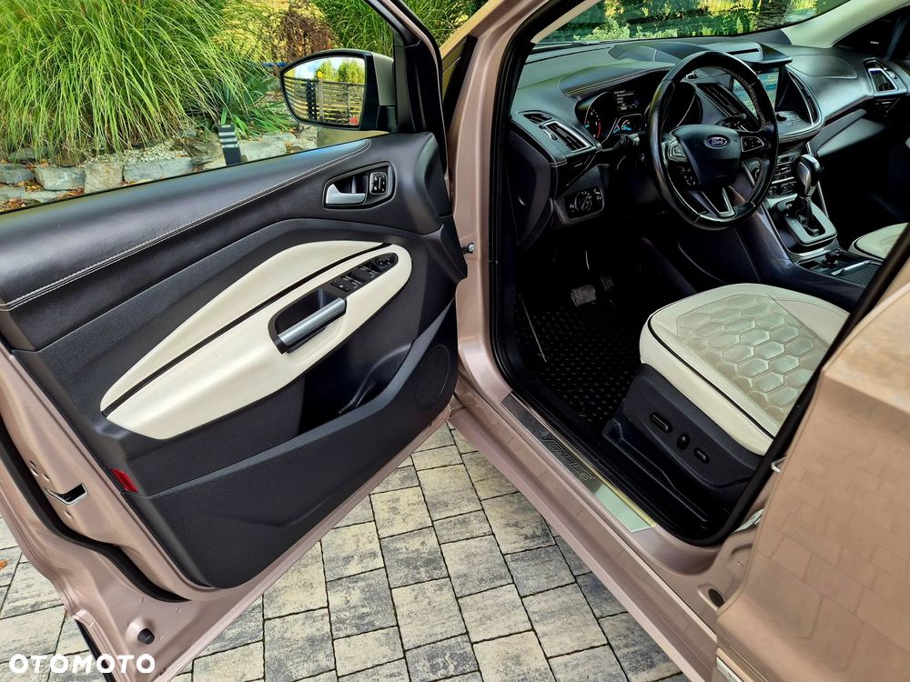 Ford Kuga 2.0 TDCi 4x4 Vignale - 14