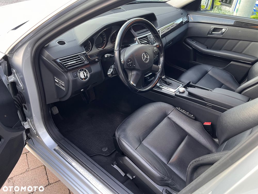 Mercedes-Benz Klasa E 250 CDI DPF BlueEFFICIENCY Automatik Avantgarde - 6