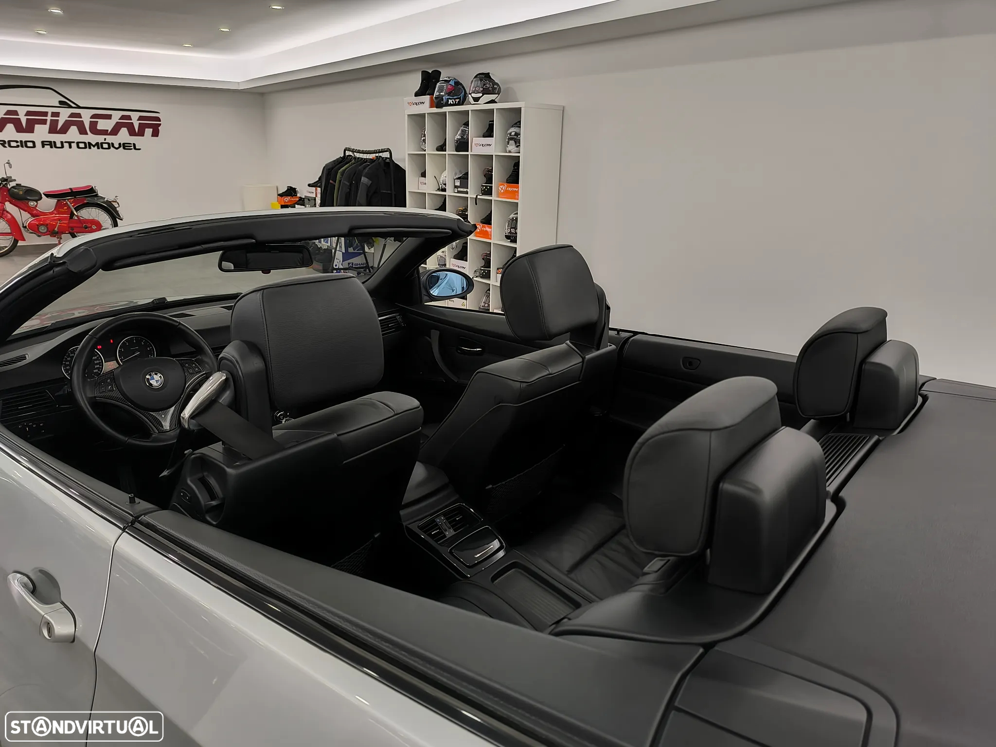 BMW 320 i Cabrio - 32