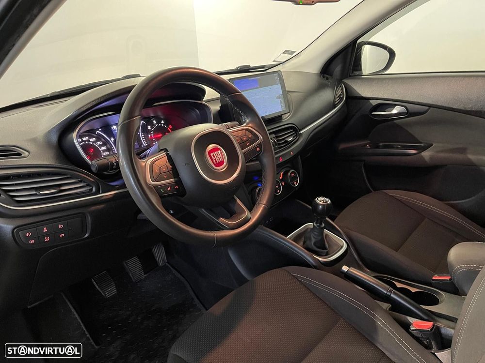 Fiat Tipo Station Wagon 1.6 M-Jet Lounge J17 - 11