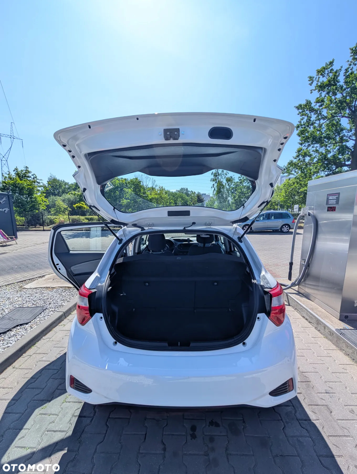Toyota Yaris 1.0 Active - 12